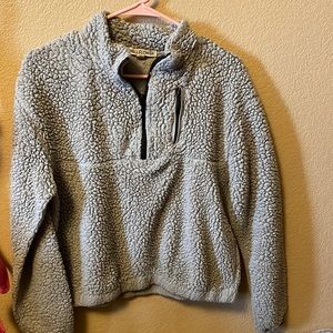 Gray Sherpa quarter zip. Size: L- fits like a Small